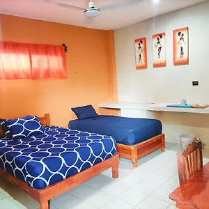  Hotel El Ultimo Maya Mexiko